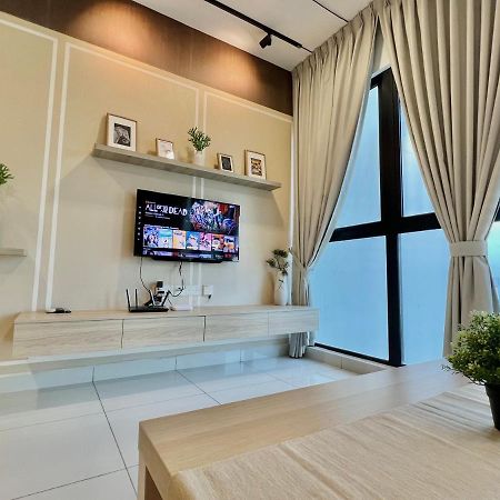 Royale Cottage Midvalley Netflix Pools 4 Pax ジョホールバル エクステリア 写真