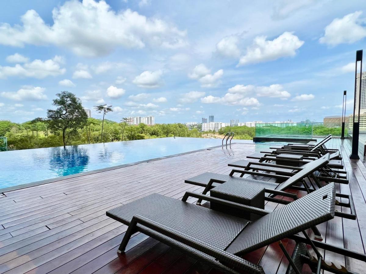 Royale Cottage Midvalley Netflix Pools 4 Pax ジョホールバル エクステリア 写真